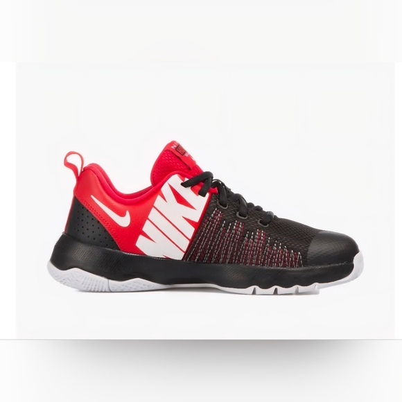 NIKE Team Hustle Quick, Size 6Y - Picture 1 of 9